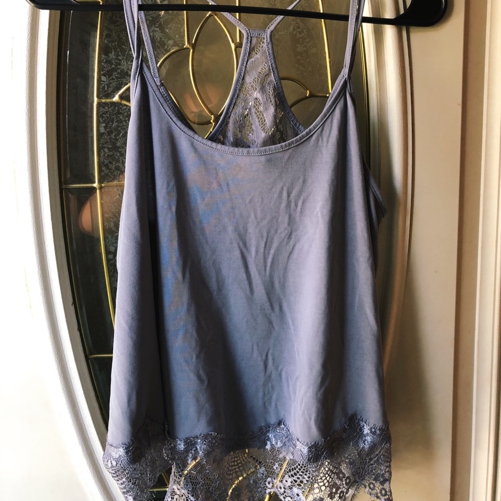 Lace tank top!🤍